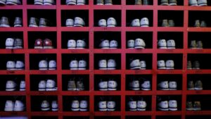 Zapatos perfectamente ordenados